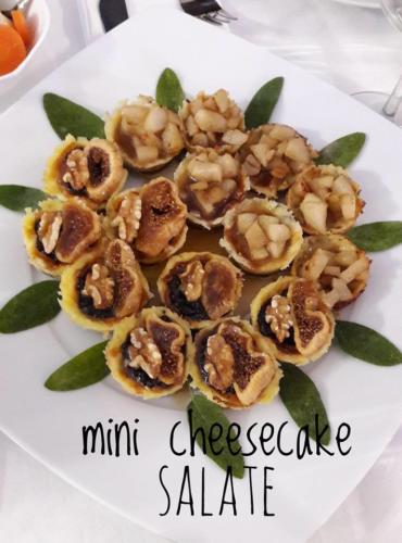 Mini cheesecake salate